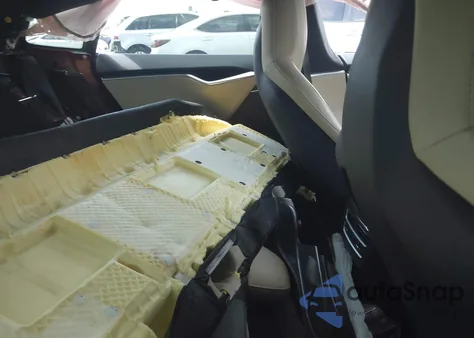 2014 Tesla Model S P85 из США, поврежденный, VIN 5YJSA1H14EFP63897